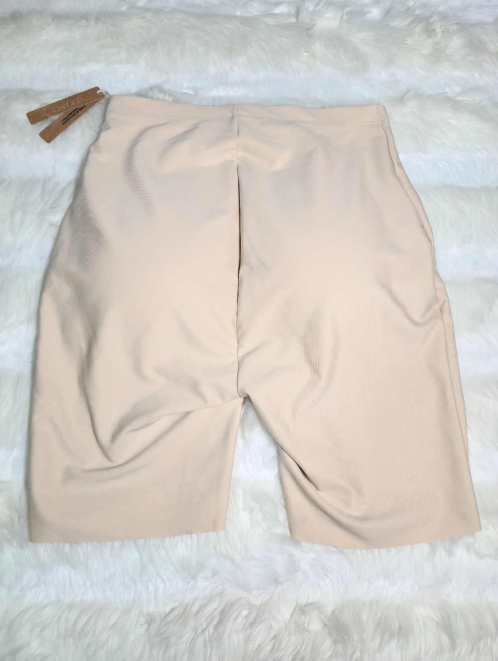 SKIMS Body Butt Enhancing Short Cream Sand Women X-Large NEW